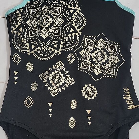 𝅺justice Active Girls size 14 Leotard Cute Criss Cross Back and Beautiful Gold - Picture 2 of 5